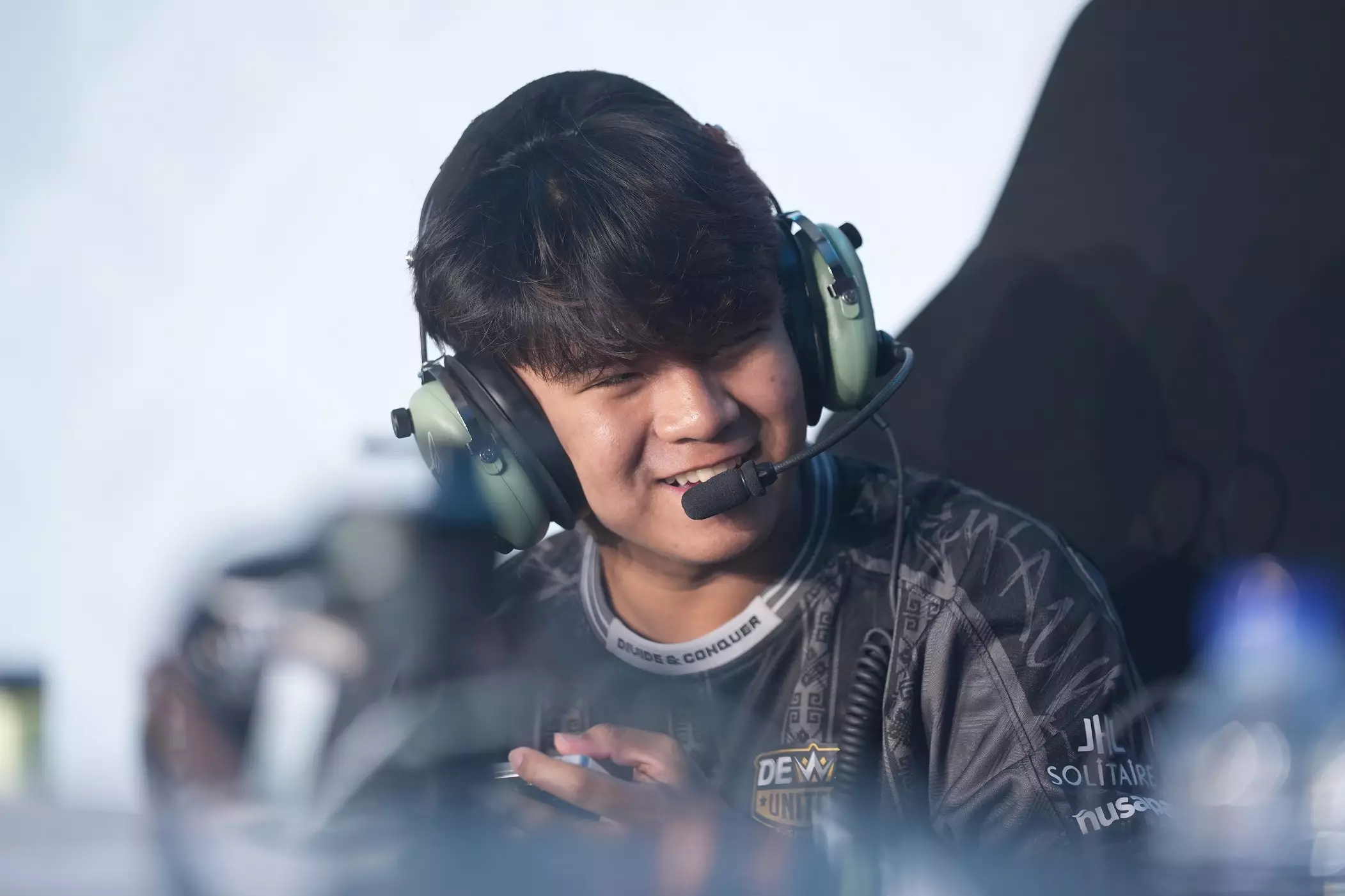 QINN Dewa United Esports